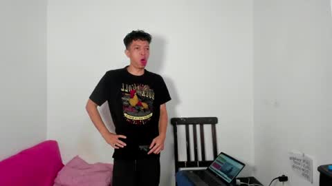 Snapshot of angielee01 chatting on 20, 7, 2026 Angie y Andres online show from 20, 7, 2026