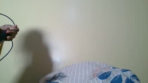 Snapshot of angienew chatting on 28, 10, 2025 Angie online show from 28, 10, 2025