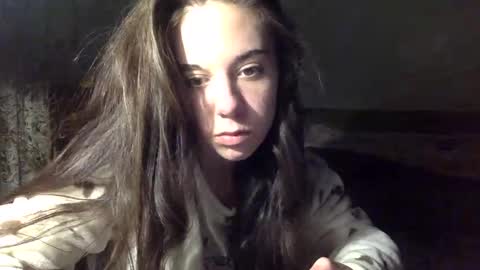 Snapshot of angle_cute05 chatting on 13, 3, 2026 Angel Cute online show from 13, 3, 2026
