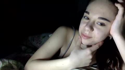 Snapshot of angle_cute05 chatting on 24, 4, 2026 Angel Cute online show from 24, 4, 2026