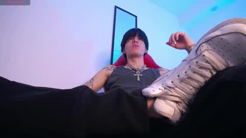 anhonymus online show from 5, 12, 2025