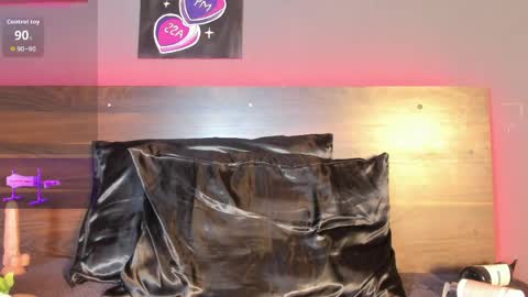 Snapshot of aniaa_rouse chatting on 20, 4, 2026 ANIA online show from 20, 4, 2026
