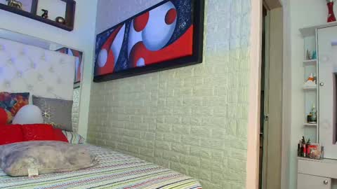 laura  online show from 21, 2, 2025