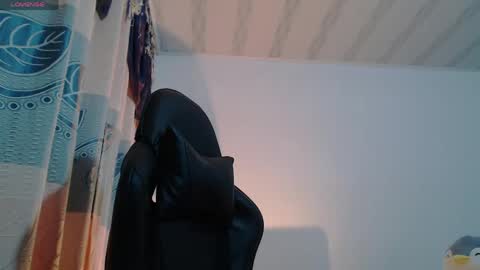 Snapshot of aniie_sweet4u chatting on 11, 5, 2026 ANIIE online show from 11, 5, 2026