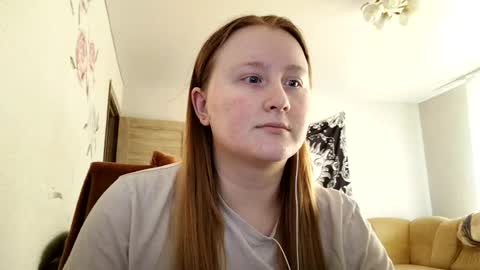 Snapshot of anika_lipps chatting on 17, 5, 2026 Anika online show from 17, 5, 2026