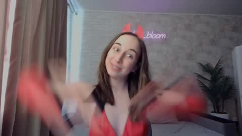 anikabloom online show from 20, 1, 2025