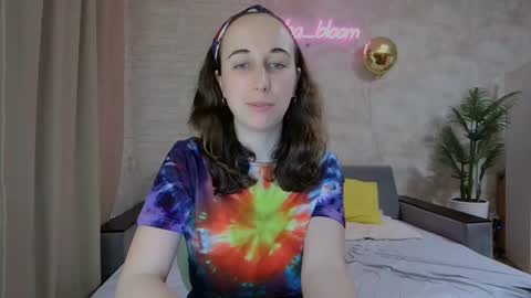 anikabloom online show from 17, 2, 2025