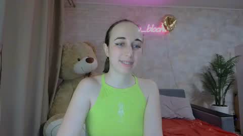 anikabloom online show from 10, 3, 2025