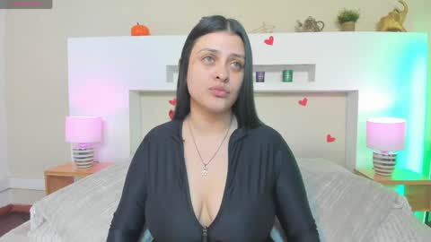 Snapshot of anikaromanof chatting on 18, 5, 2026 Anika Romano online show from 18, 5, 2026