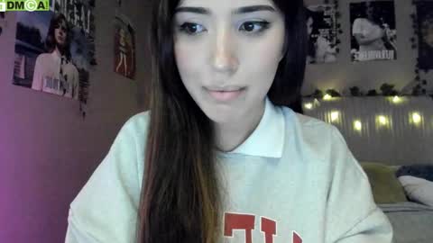 Anisa Moan from LovenseWet from Tip MenuOpen for Private online show from 27, 9, 2025