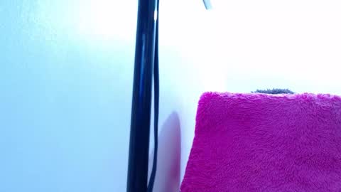 ana independent model online show from 28, 1, 2025