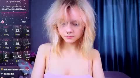 Snapshot of anitasweetness chatting on 23, 5, 2026 anitasweetness online show from 23, 5, 2026