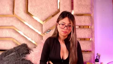 Snapshot of anittarouse chatting on 29, 5, 2026 Anitta Rouse online show from 29, 5, 2026