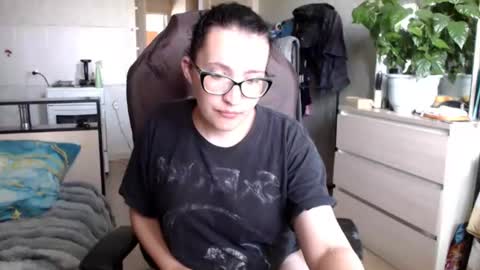 Snapshot of ankey_rayah chatting on 21, 6, 2026 Nameless online show from 21, 6, 2026