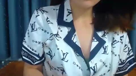 Snapshot of anna193451 chatting on 1, 3, 2026 anna193451 online show from 1, 3, 2026