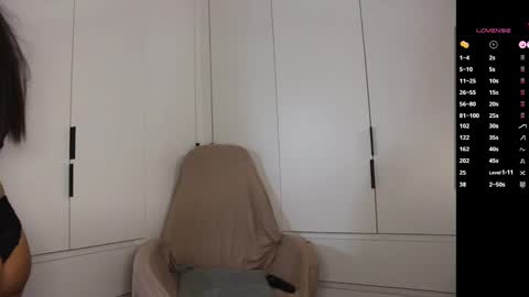 Anna  online show from 19, 2, 2025