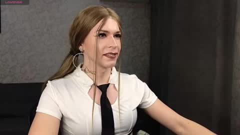 Snapshot of anna_inheart chatting on 14, 5, 2026 Anna online show from 14, 5, 2026