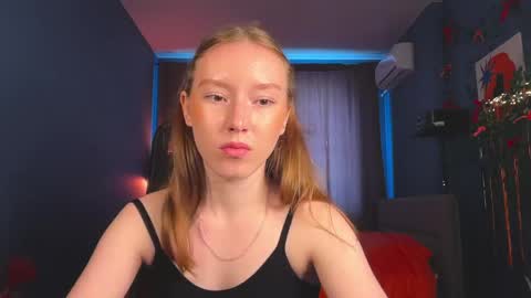 Snapshot of anna_kare chatting on 7, 5, 2026 Anna online show from 7, 5, 2026
