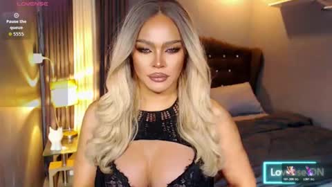 Snapshot of anna_mclaine chatting on 17, 6, 2026 Miss Anna online show from 17, 6, 2026