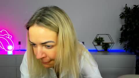 anna_snow9 online show from 29, 11, 2025