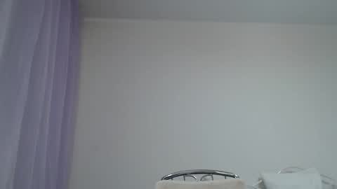 Anna online show from 6, 3, 2025