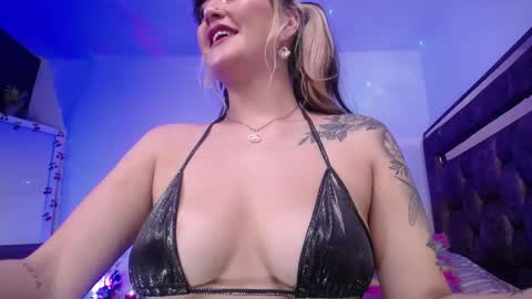 Snapshot of annabellegron chatting on 2, 5, 2026 Anna online show from 2, 5, 2026
