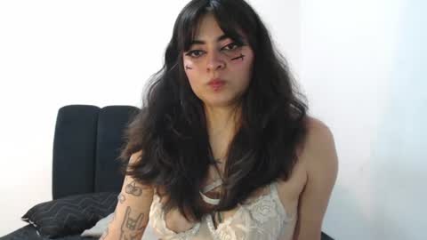 Snapshot of annacrow chatting on 12, 6, 2026 Anna online show from 12, 6, 2026