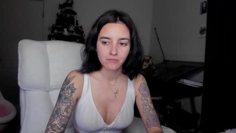 Anna Forevers online show from 23, 12, 2025