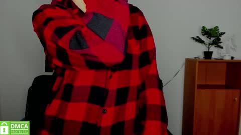 Snapshot of annakillian_kiss chatting on 30, 10, 2025 Anna online show from 30, 10, 2025