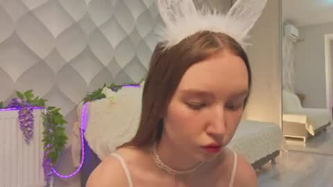 Snapshot of annamarie_foryou chatting on 16, 5, 2026 Holly Molly Im Polly online show from 16, 5, 2026