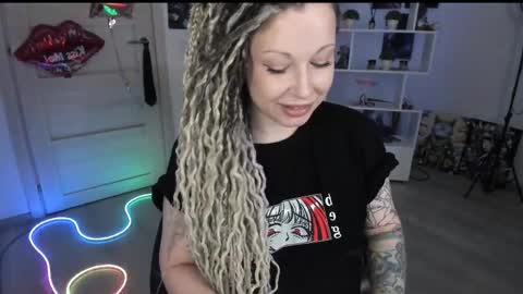 Anna online show from 12, 4, 2026