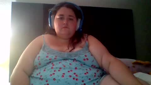 Snapshot of annaoftherealms chatting on 16, 6, 2026 annaoftherealms online show from 16, 6, 2026