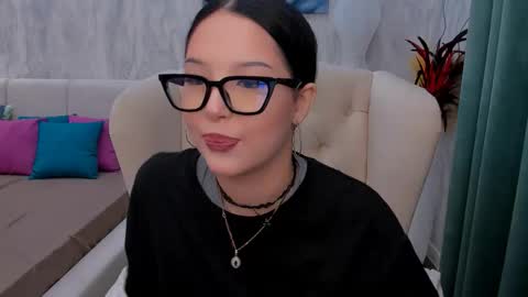 Anna online show from 28, 9, 2025