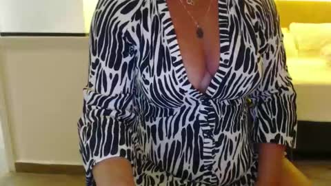 Snapshot of annastasiauk1982 chatting on 12, 9, 2025 Annastasia hotwife to cuckold husband online show from 12, 9, 2025