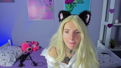 Snapshot of annetenet chatting on 12, 12, 2024 Annet online show from 12, 12, 2024