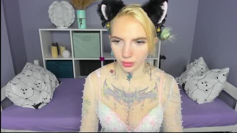 Snapshot of annetenet chatting on 7, 2, 2025 Annet online show from 7, 2, 2025