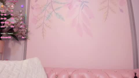 Snapshot of anni_petite_ chatting on 27, 5, 2026 online show from 27, 5, 2026