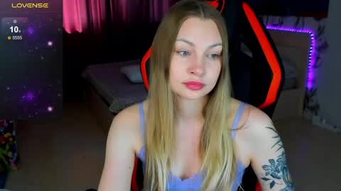 Annie online show from 23, 3, 2026