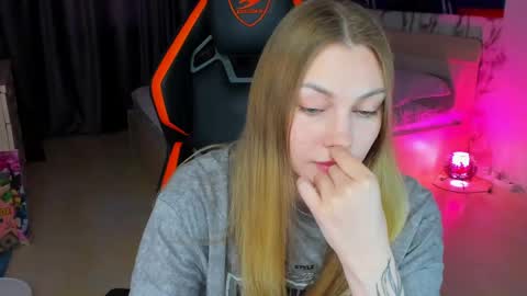 Snapshot of annie69kiss chatting on 24, 5, 2026 Annie online show from 24, 5, 2026
