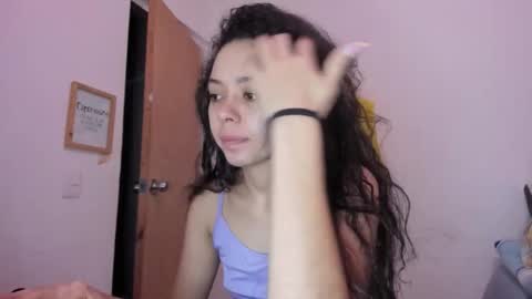 Snapshot of annie_rosse1017 chatting on 14, 3, 2026 annie_rosse1017 online show from 14, 3, 2026