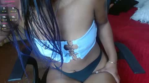 annie_scott_ online show from 5, 1, 2025