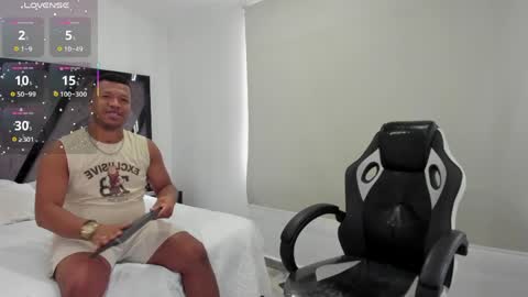 Annie and Stefan online show from 7, 4, 2026