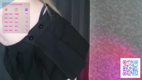 annieee_smith online show from 4, 4, 2026