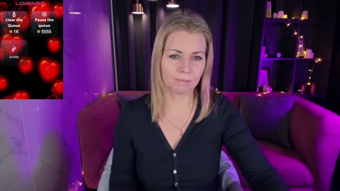 Annie online show from 12, 1, 2025