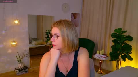 Annie online show from 18, 5, 2026