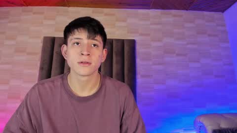 Annie  Alex online show from 12, 1, 2025