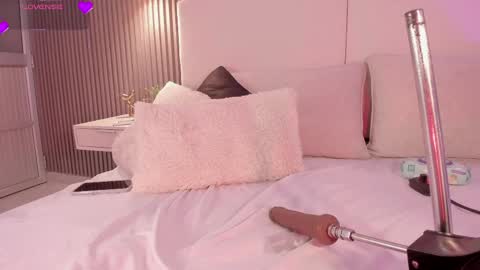 Snapshot of anniie_clarkson chatting on 25, 5, 2026 ANNIE online show from 25, 5, 2026