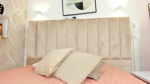 Annie Queen online show from 13, 2, 2026