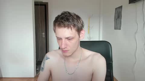 Snapshot of annonimsick chatting on 20, 12, 2025 online show from 20, 12, 2025