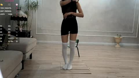 Snapshot of annrosy chatting on 19, 4, 2026 Hello my name is Kate online show from 19, 4, 2026